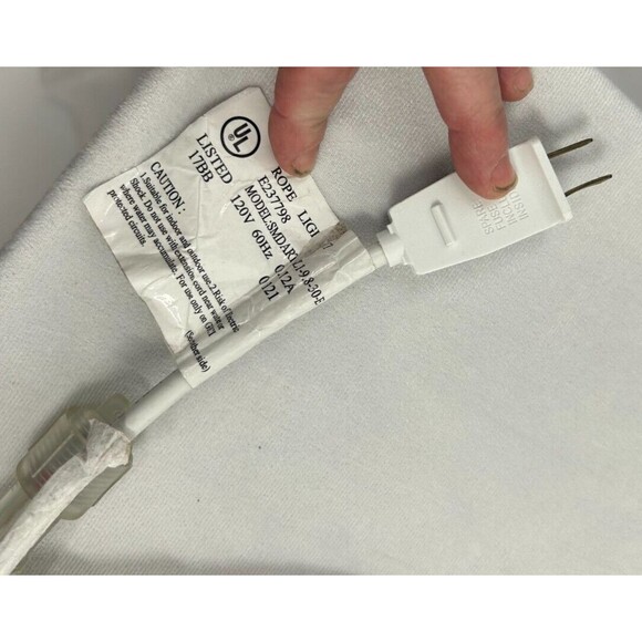 Heavy Duty LED Rope Light~ Red~ 10 Feet~ Indoor/Outdoor~ Valentine's Day Xmas - Picture 4 of 4